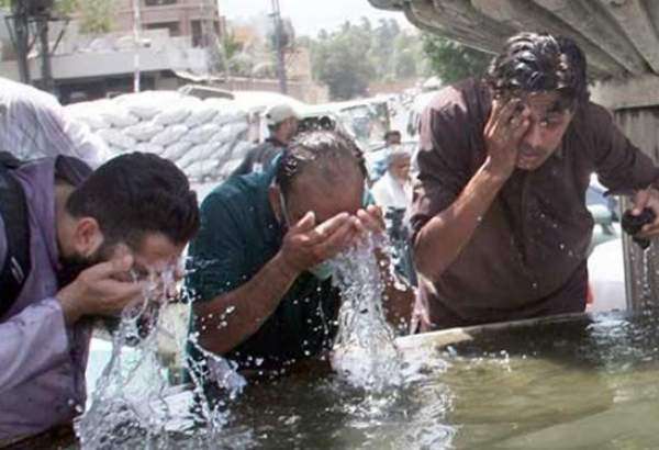 موج گرما در کراچی؛ دما از 40 درجه فراتر رفت