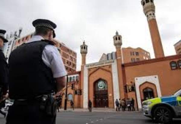 لندن میں نمازیوں نے دہشتگردی کو ناکام بنا دیا