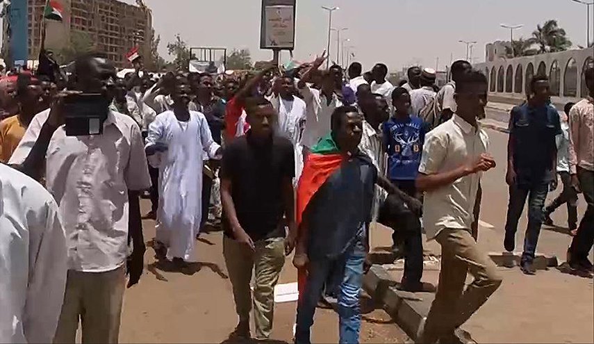 5 قتلی و 70 اصابة بين المحتجين في السودان