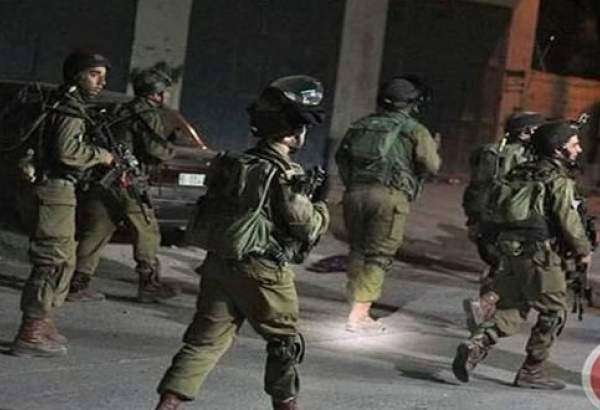 قوات الاحتلال تعتقل 13 فلسطينياً في الضفة الغربية