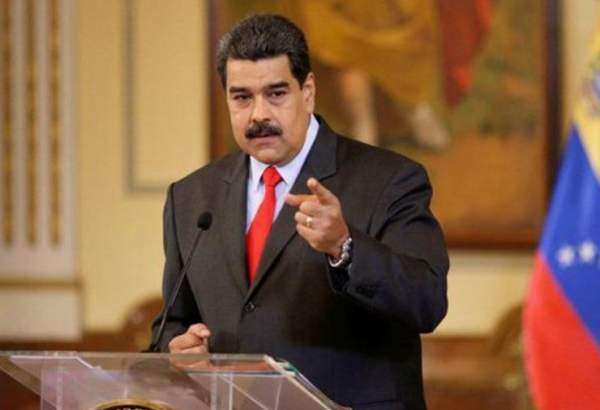 مادورو يندد بـ “انتهاك حرمة” السفارة الفنزويلية في واشنطن