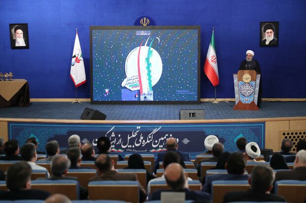 روحاني: سنهزم أمريكا عبر الوحدة والمقاومة