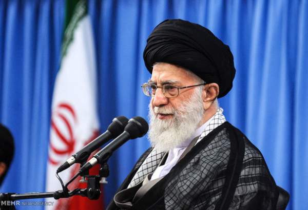 حسینیہ امام خمینی (رہ) میں رہبر معظم انقلاب اسلامی کی مجلس عزا میں شرکت