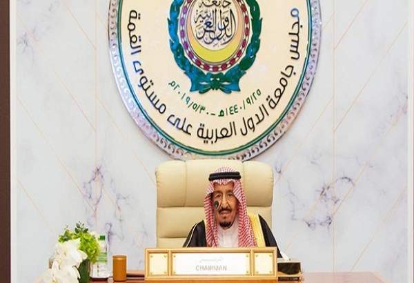 المیادین: ملک سلمان غیر از «امارات» و «سودان» کسی را در اجلاس مکه کنار خود نیافت