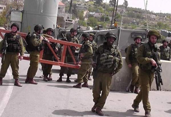 العدو الاسرائيلي يعتقل شابا فلسطينيا قرب رام الله