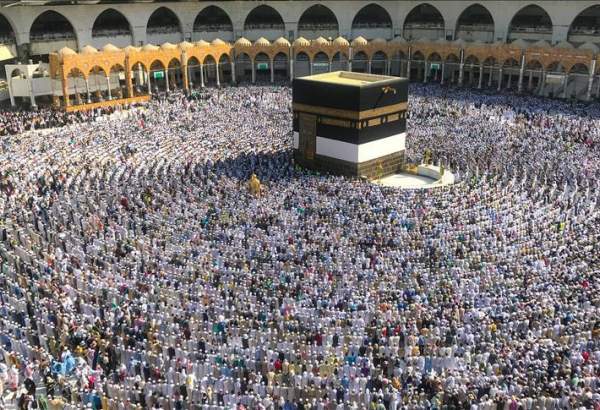 Iranian jurisprudent calls Hajj pilgrims to respect Saudi sanctities