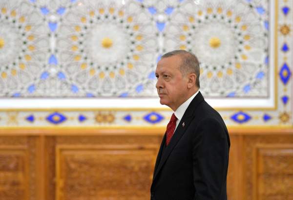 أردوغان: توريد أنظمة "إس-400" إلى تركيا قد يبدأ في النصف الأول من الشهر القادم