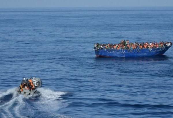 مقتل 8 مهاجرين في غرق زورق قبالة السواحل التركية