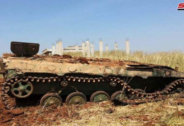 سلاحا المدفعية والصواريخ يدمران آليات لإرهابيي “جبهة النصرة” بريفي إدلب وحماة