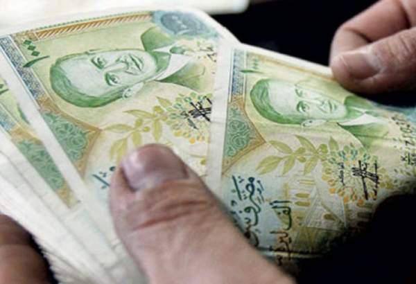 إلى أين وصل سعر صرف الدولار مقابل الليرة السورية؟