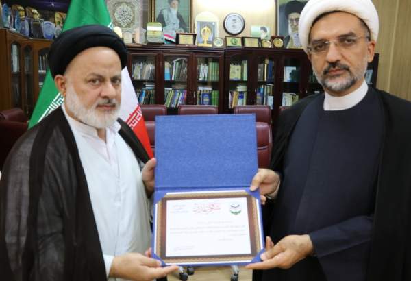 ممثل المجمع العالمي للتقريب بين المذاهب ا لإسلامية يشكر السفارة الإيرانية في بغداد
