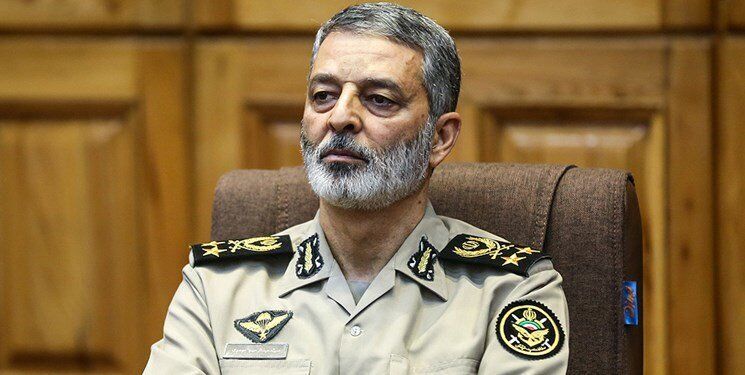 اللواء سيد عبدالرحيم موسوي : ايران لاتريد الحرب مع أي بلد