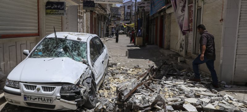وفاة شخص واصابة 112 آخرين في زلزال مدينة مسجد سليمان