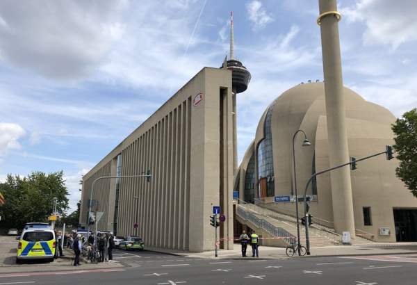 الإسلاموفوبيا.. إخلاء أكبر مسجد في ألمانيا بعد بلاغ بوجود قنبلة