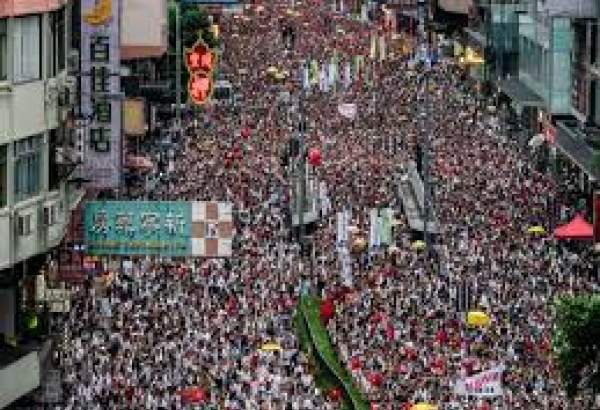 ہانگ کانگ میں حکومت مخالف شدید احتجاج