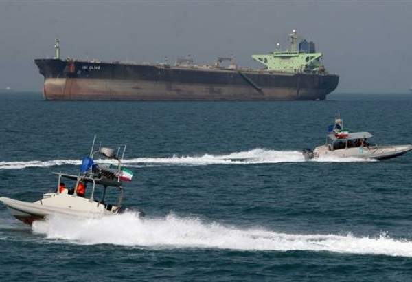 Iran helps foreign oil tanker in Persian Gulf
