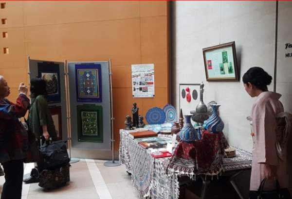 عمل به بیانیه گام دوم با نمایشگاه اسلامی در ژاپن