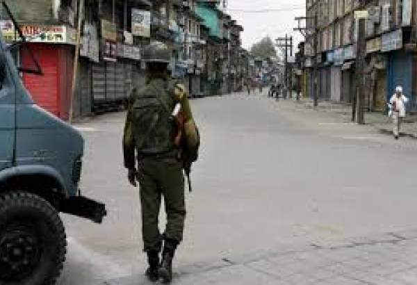 بھارتی فوج کی جانب سے کشمیر کا مکمل محاصرہ جاری