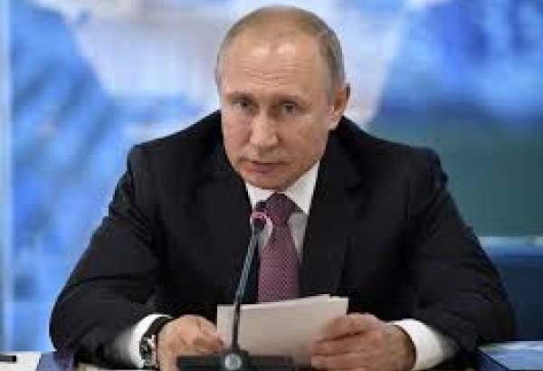 روسی صدر ولادی میر پوتین نے کم جونگ کو یوم آزادی کی مبارک باد دی