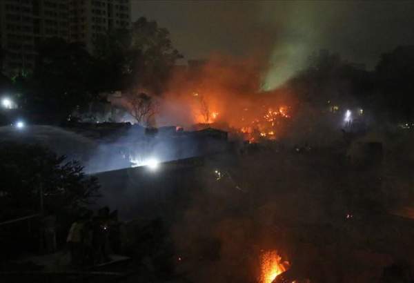 بنغلادش.. 3 آلاف شخص دون مأوى إثر حريق في حي عشوائي