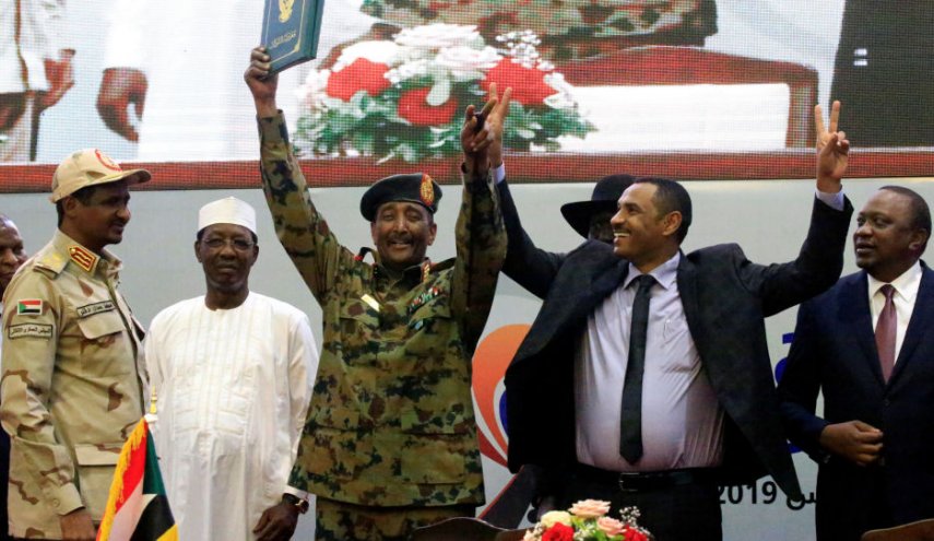 قيادي بالمؤتمر الشعبي: ديمقراطية في السودان ستثير رعب دول عربية