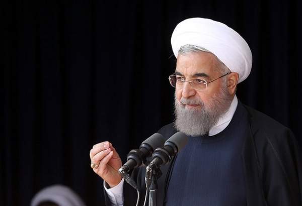 روحانی: خروج از برجام به معنای عهدشکنی و تروریسم اقتصادی است