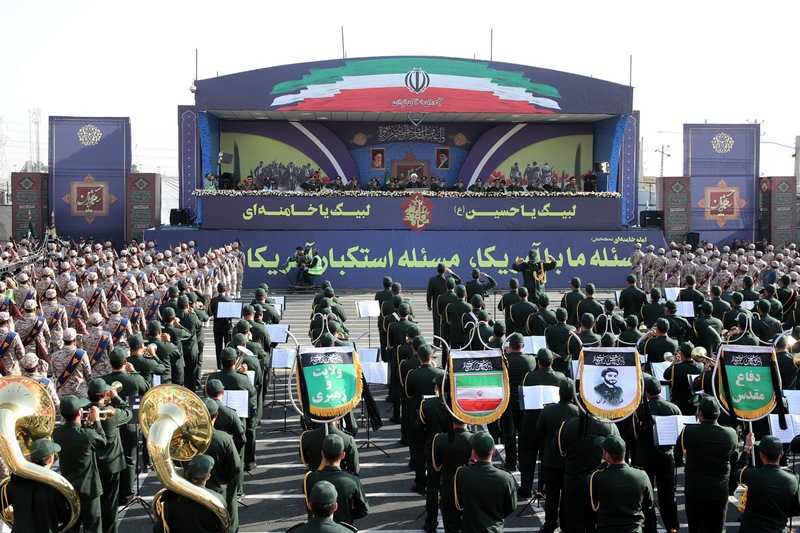 الشعب الايراني قادر على الصمود امام قوى الاستكبار