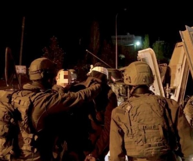 الخليل: الاحتلال يعتقل ثمانية قيادات من حركة حماس فجر السبت