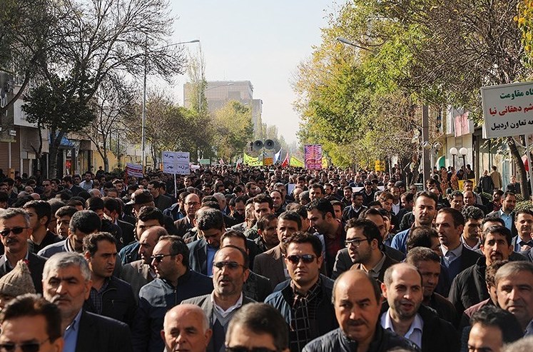 راهپیمایی 13 آبان در اردبیل