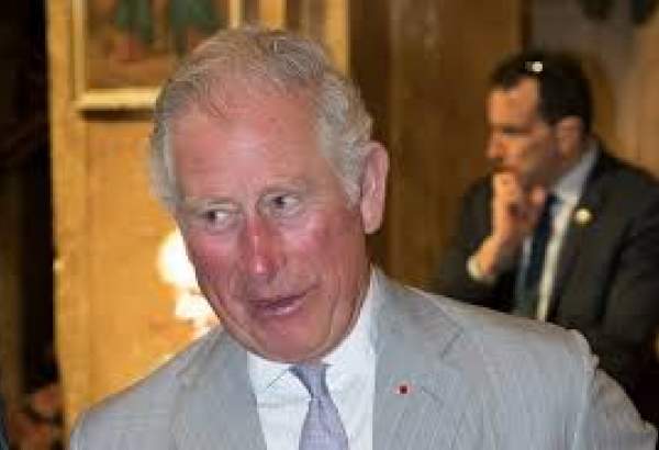 برطانوی شہزادہ چارلس کو دھوکہ دھی سے جعلی پینٹنگ فروخت