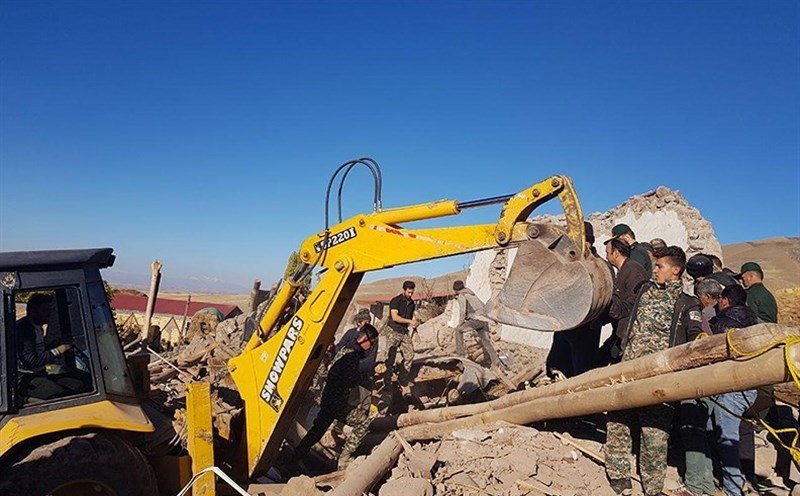 مقتل 5 اشخاص في زلزال ضرب شمال غرب ايران