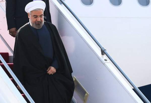 صدر روحانی سیرجان میں افتتاحی تقریب میں شرکت کیلئے روانہ