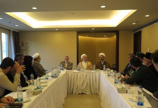 "Islamic Unity Conference, an instance of Muslim solidarity", Ayat. Araki