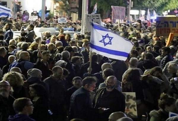 تظاهرات هزاران اسرائیلی علیه نتانیاهو در تل آویو