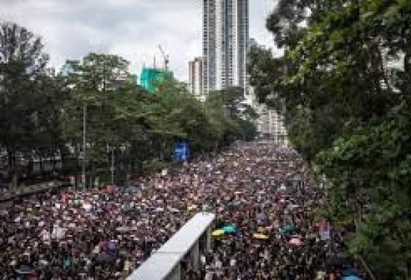 ہانگ کانگ میں مظاہرین کے ایک بار پھر حکومت خلاف مظاہرے