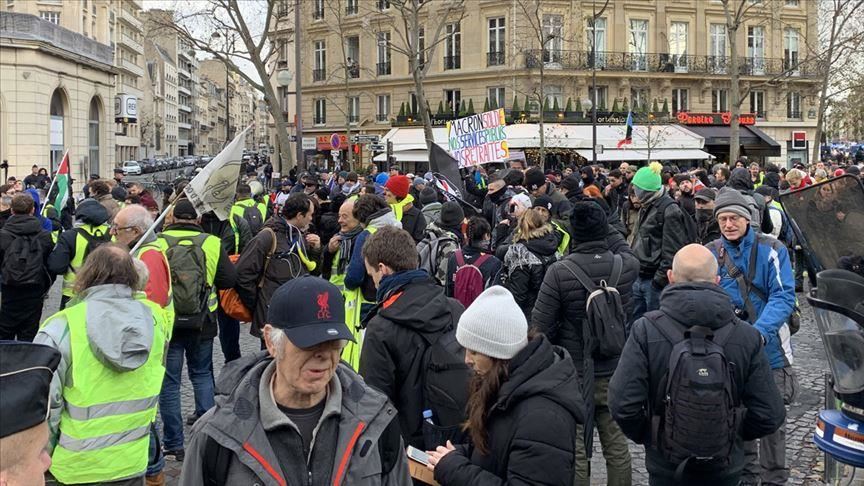 للأسبوع الـ57.. "السترات الصفراء" تتظاهر في شوارع فرنسا