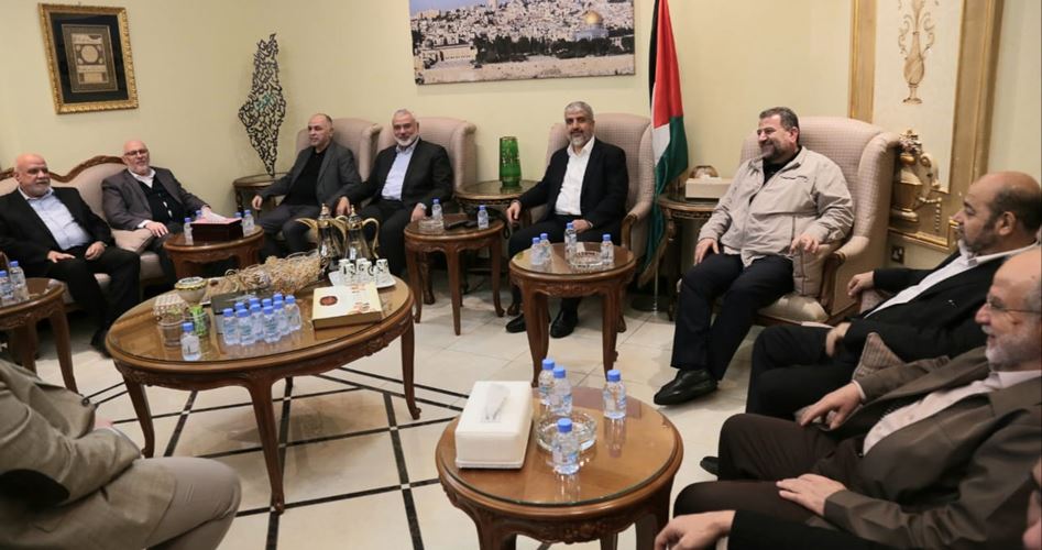 وفد قيادة حماس برئاسة هنية يصل الدوحة