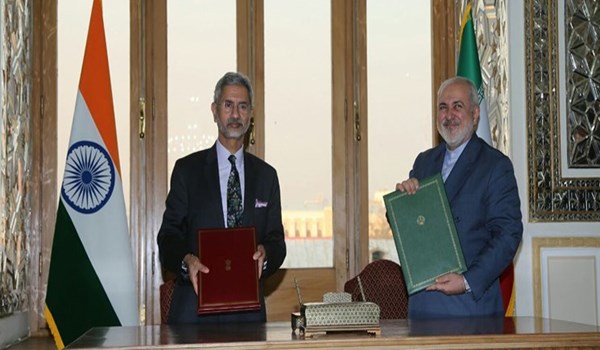 وزيرا الخارجية الايراني والهندي يوقّعان على اتفاقات اللجنة الاقتصادية المشتركة