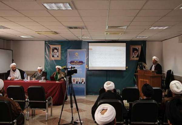 برگزاری کرسی آزاد اندیشی ” دیدگاه های سیاسی و اجتماعی  تقریب مذاهب اسلامی”