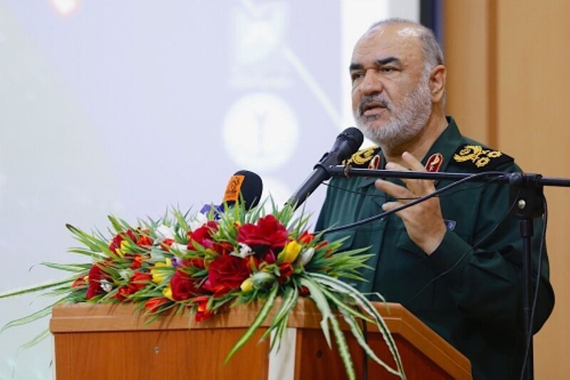 القائد العام للحرس الثوري : ايران لن تتدخل في شؤون الدول الاخرى