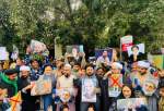 فیلم| تظاهرات اعتراض آمیز مردم هند در مقابل سفارت امريكا  