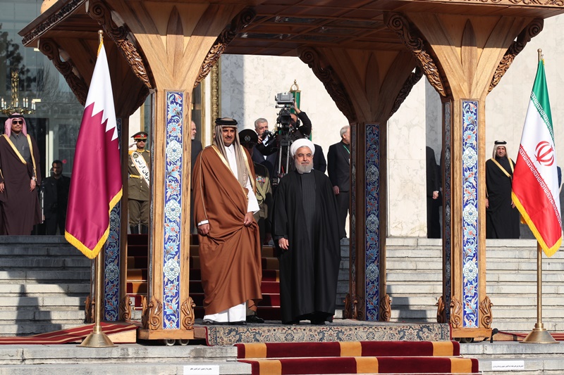 روحاني يستقبل أمير قطر رسمياً