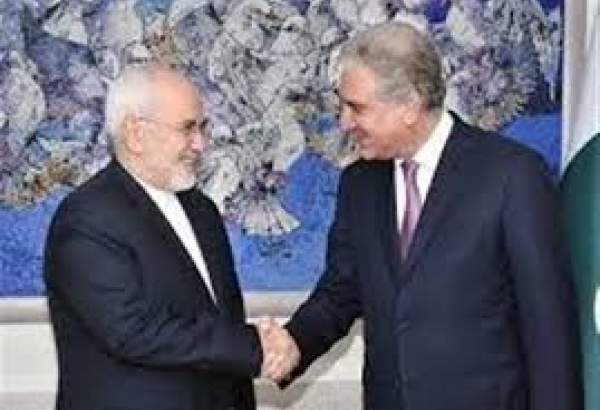 پاکستان اور ایران کے وزرائے خارجہ کی ملاقات میں درپیش خطرات پر تبادلہ خیال