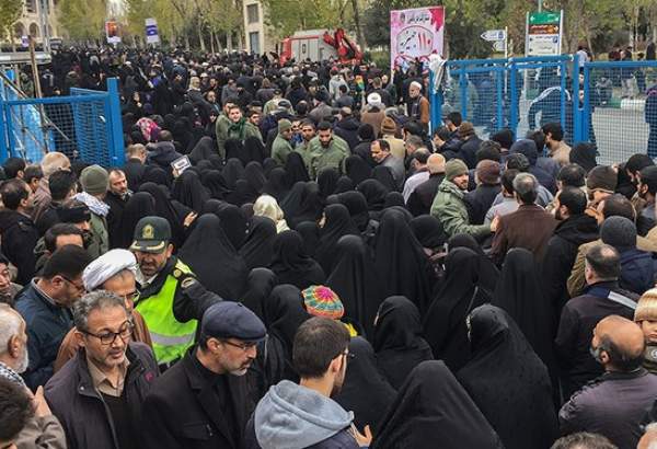 حضور گسترده مردم در نماز جمعه تهران، به روایت رویترز