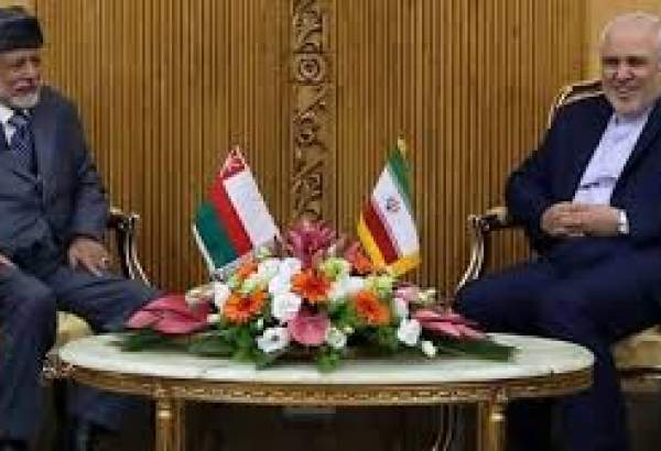 ایران کے وزیر خارجہ کی عمانی ہم منصب سے ملاقات میں اہم امور پر تبادلہ خیال
