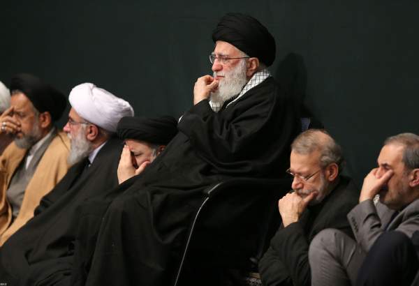 حسینہ امام خمینی میں ایام فاطمہ کی مانسبت سے مجلس میں رہبر انقلاب کی شرکت