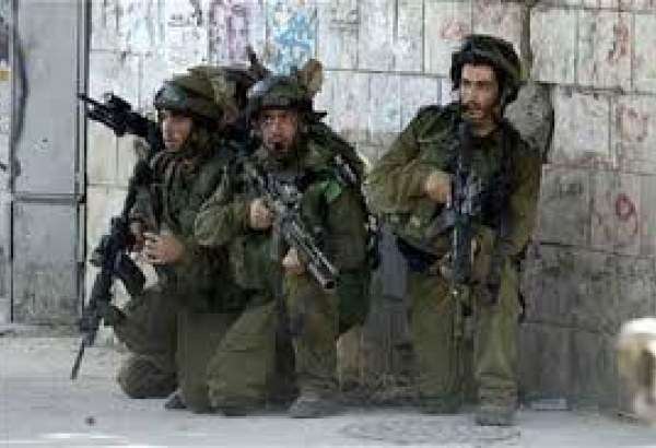 سرائیلی فوجوں پر فلسطینیوں کی جانب سے حملہ