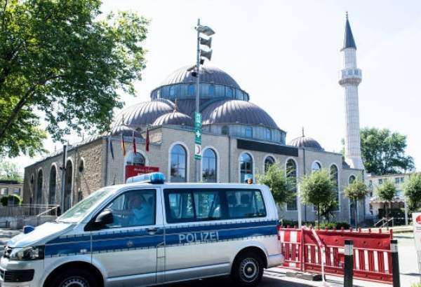تخلیه سه مسجد در آلمان به دنبال تهدیدات نژادپرستانه