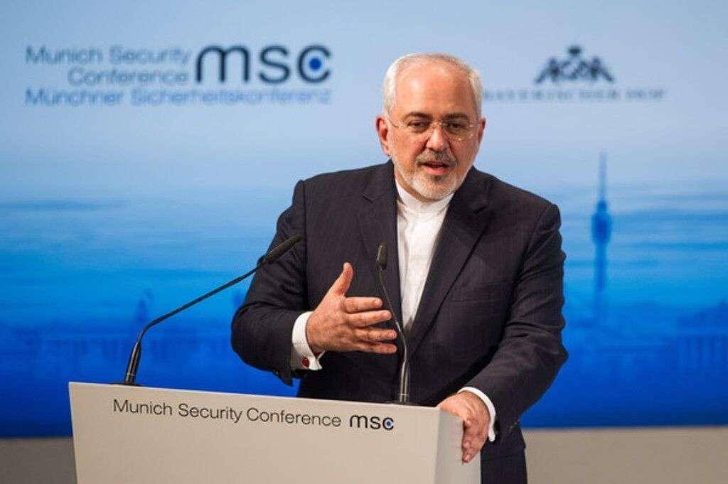 ظريف : ايران علي استعداد ايران بتنفيذ التزاماتها حسبما تقوم به  اوروبا تجاه الاتفاق