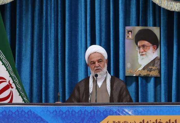 ملت ایران سنگرهای کلیدی جهان را فتح خواهند کرد